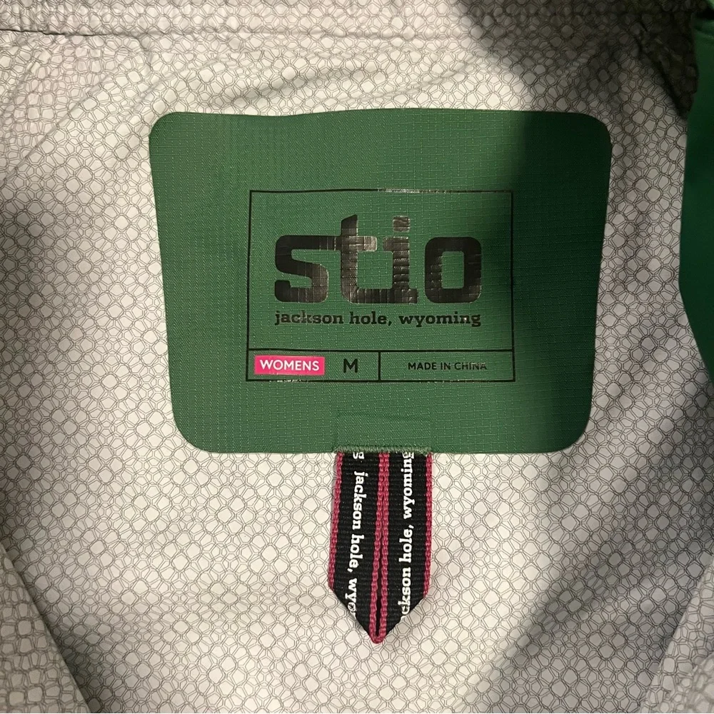 Stio Women's Green Jacket - Picture 2 of 8